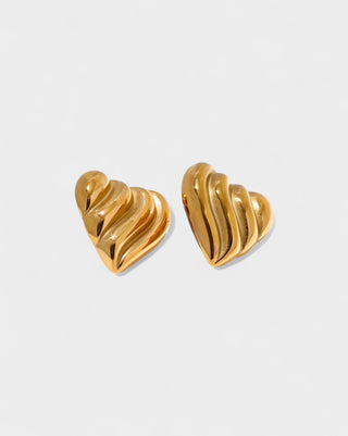 ZARENA Ruffle Heart Earrings