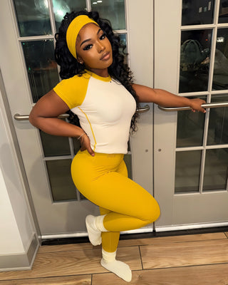 FLORA Contrast Crop Top & Leggings Set-Meeba &amp; Mae