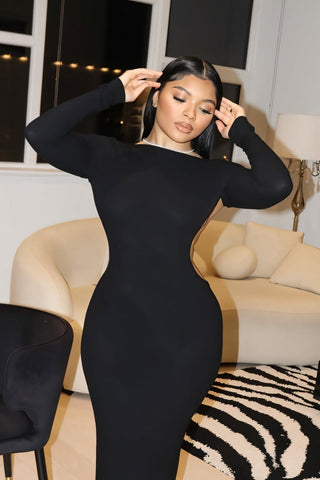 ALORA Long-sleeved Backless Slim Maxi Dress-Meeba &amp; Mae