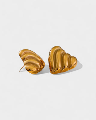 ZARENA Ruffle Heart Earrings